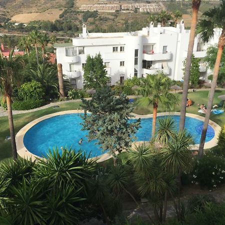Apartamento Del Paraiso Естепона Екстериор снимка